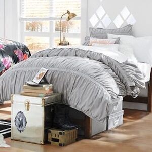 Pucker Up Microfiber Comforter, Twin/Twin XL, Light Grey